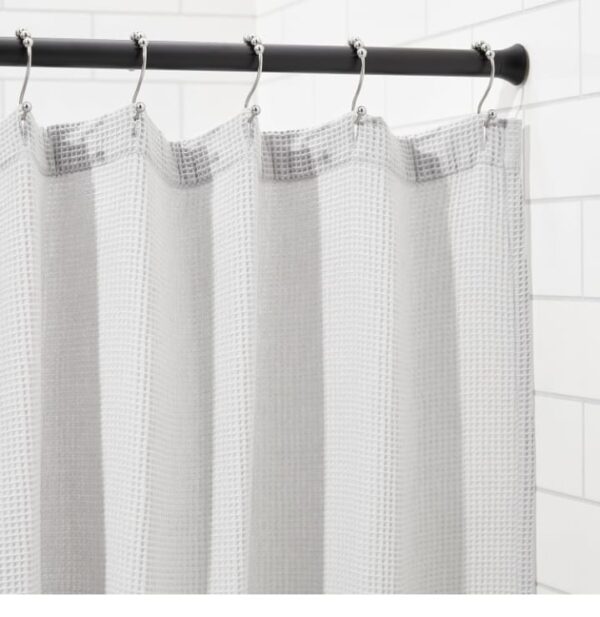 amazon basics Adjustable -Length Shower Curtain Tension Rod - 36-54 inch, Black  (877 945 876) - Image 3