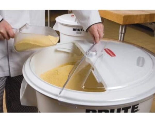 Rubbermaid Fg9G7800Wht Prosave Lid With Scoop For Brute 32 Gal (1548) - Image 4