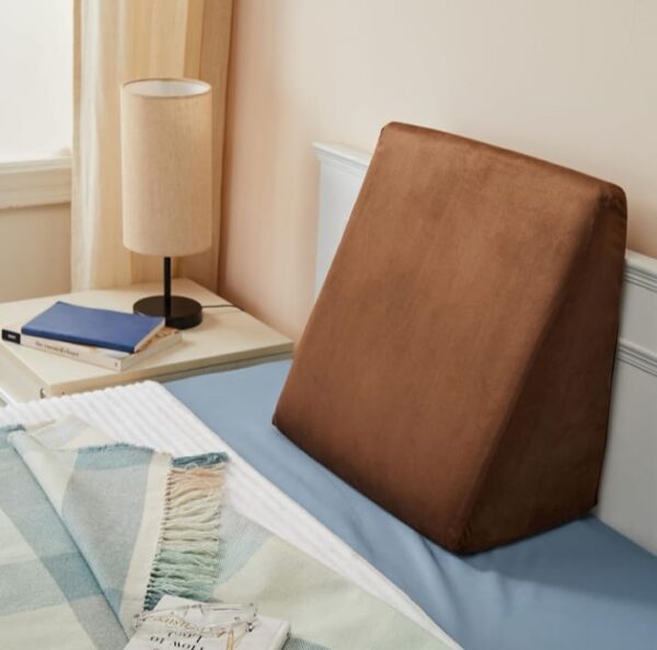 (1638) Amazon Basics Memory Foam Wedge Pillow for Neck & Back Pain Relief, Brown, 25 X 44 X 45 (1638) - Image 4