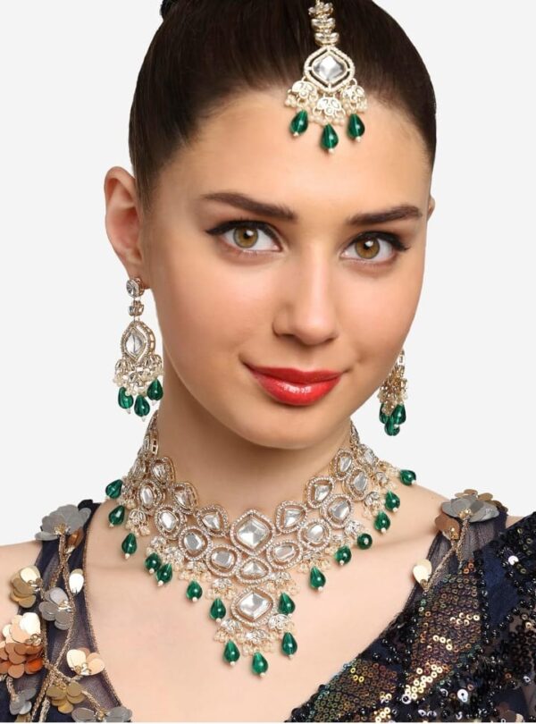 ZAVERI PEARLS Green Kundan Austrian Diamonds Artificial Stones & Beads Embellished Bridal Necklace Earring & Maangtikka Set For Women-ZPFK16926 (shani41) - Image 4