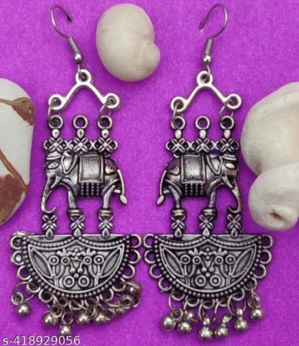 EARINGS FOR WOMEN (D10)