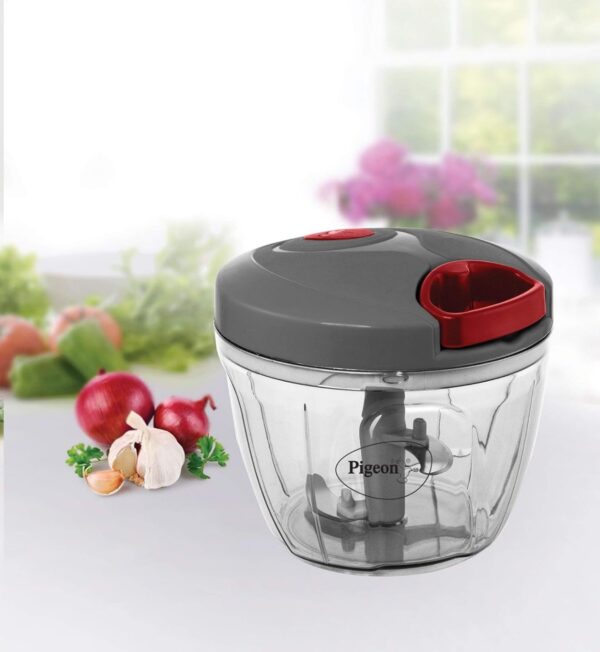 Pigeon Plastic Large Handy and Compact Chopper with 3 Blades for Effortlessly Chopping Vegetables and Fruits (14646, 650 ml, Grey) N.10206(v) Minor defect - Image 2