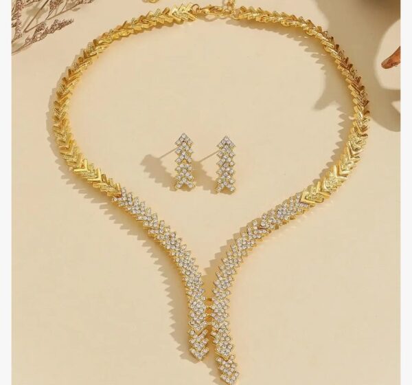Shining Diva Fashion Latest Stylish Design Fancy Wedding Necklace Jewellery Set for Women (16128s)
(10649-10650) SHANI - Image 4