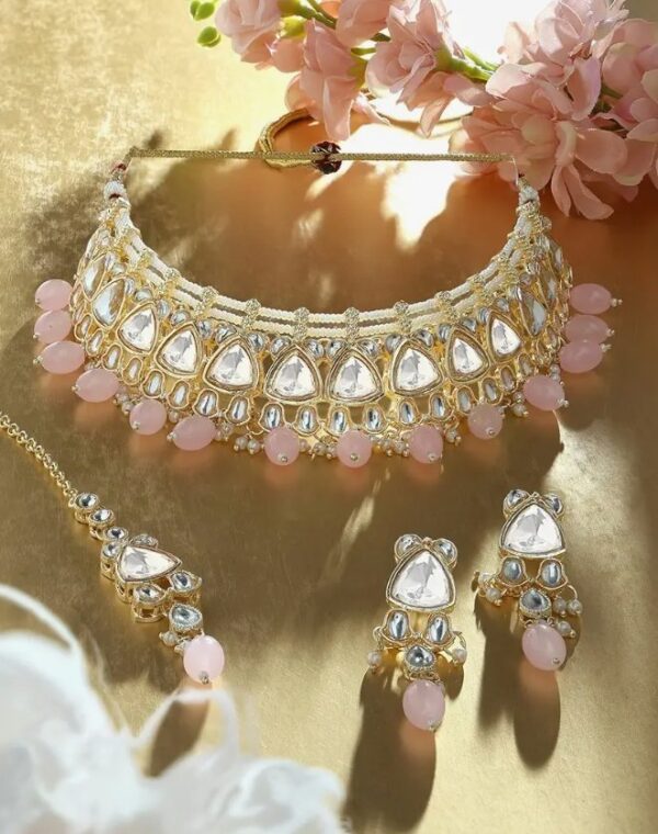 ZAVERI PEARLS Pink Kundan Artificial Stones & Beads Necklace Earring & Maangtikka Set For Women-ZPFK17090
(10663) SHANI ( only gale ka he) - Image 5