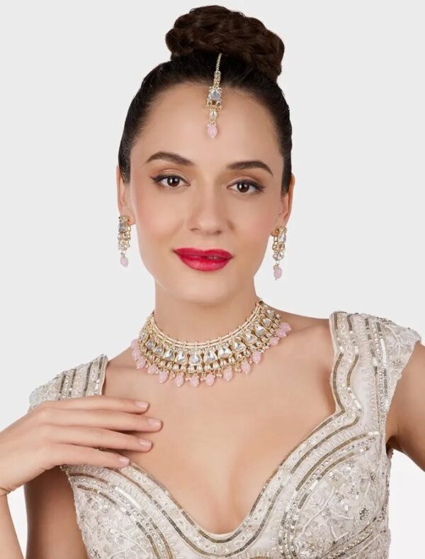 ZAVERI PEARLS Pink Kundan Artificial Stones & Beads Necklace Earring & Maangtikka Set For Women-ZPFK17090
(10663) SHANI ( only gale ka he) - Image 2
