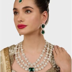 ZAVERI PEARLS Green Dazzling Stones Diamonds Bridal Layered Necklace Earring & Maangtikka Set For Women-ZPFK18212
(10677-10678) SHANI