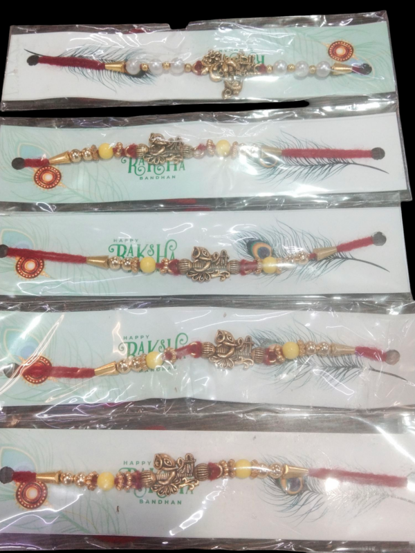DIVYANA Rakhi Combo for Brother with Roli Chawal
SET OF 5
RAJENDER 018 - Image 2