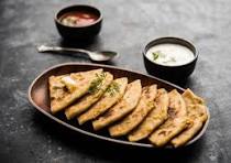 ONION KULCHA WITH CURD Onion Kulcha With Curd/ Raita