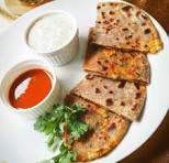 PANEER PARATHA WITH CURD Paneer Paratha With Curd