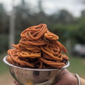 Kahara chakkuli, ಖಾರ ಚಕ್ಕುಲಿ - 500 grams.